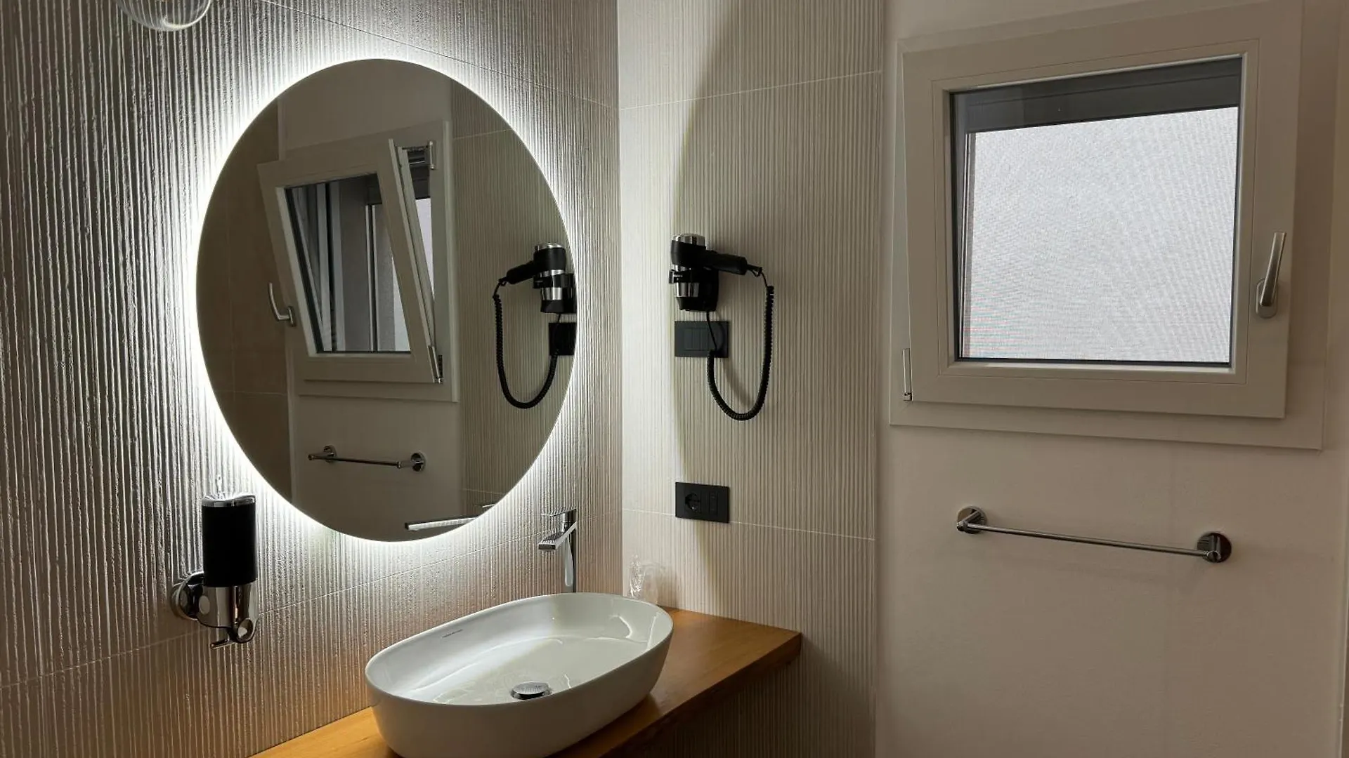 Adisartur Elegant B&B Orzinuovi Guest house