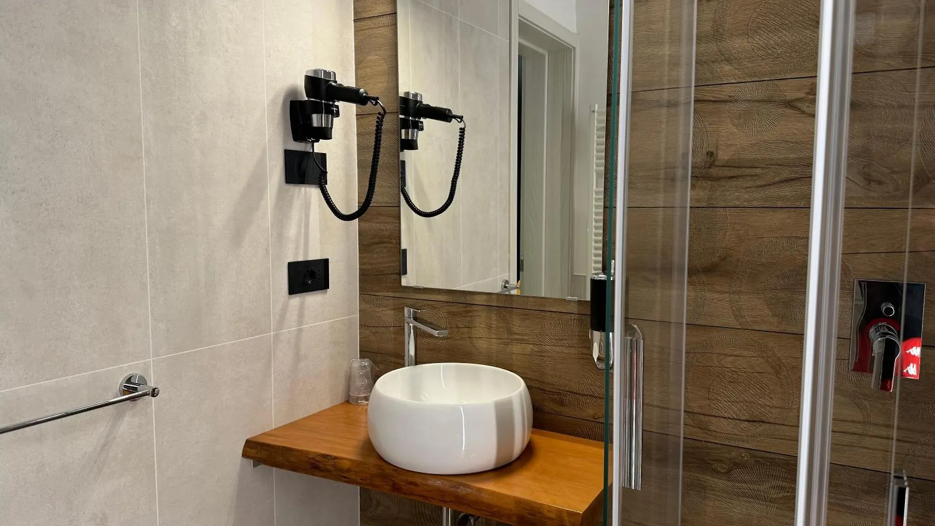 Adisartur Elegant B&B Orzinuovi 0*,  Italie